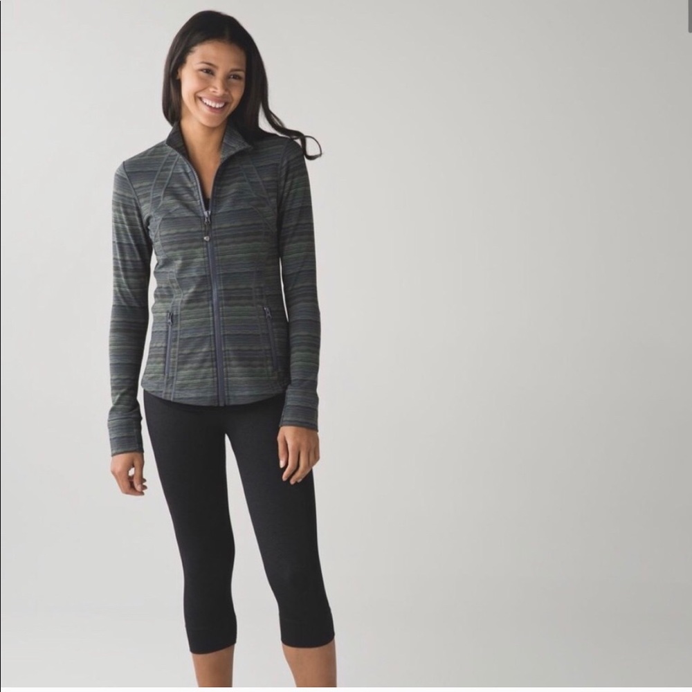 Lululemon define jacket size 8. Rare color